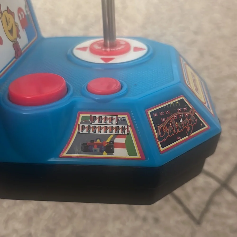 Pac Man game console- just plugs into the TV, does work